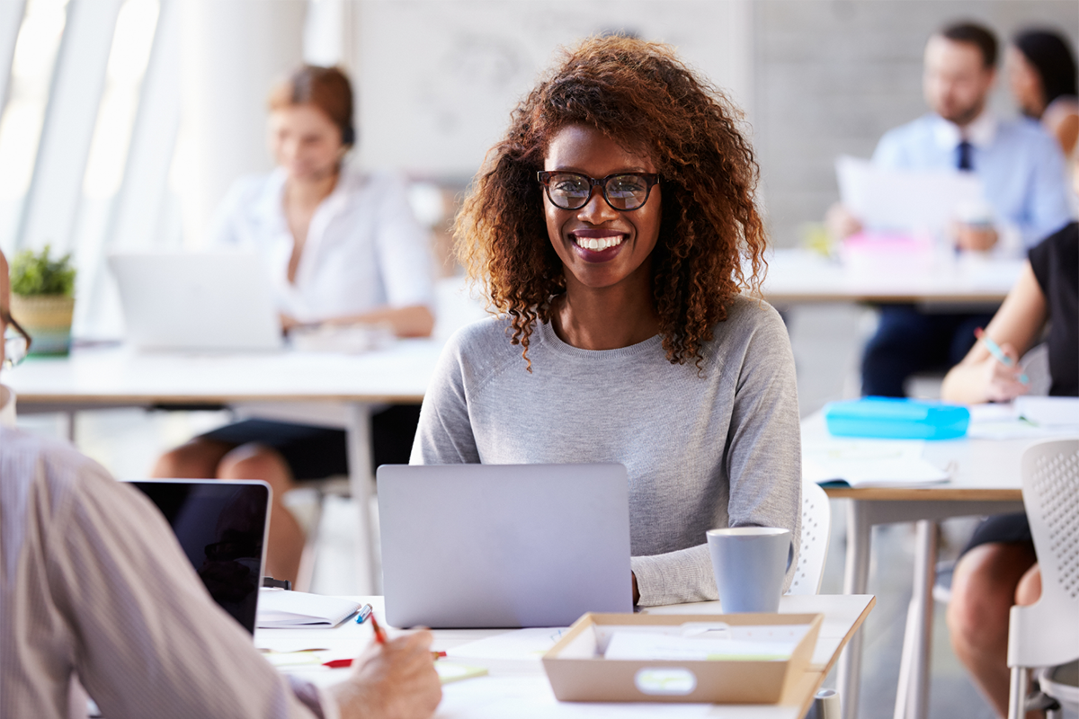 een personal assistent neemt deel aan de training persoonlijke effectiviteit